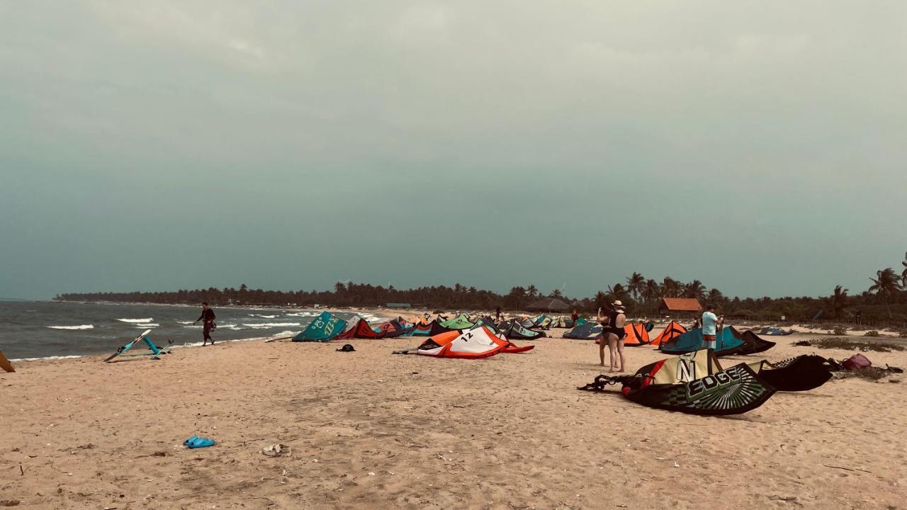 Resort Blue Whale Resort&kite Surfing Kalpitiya