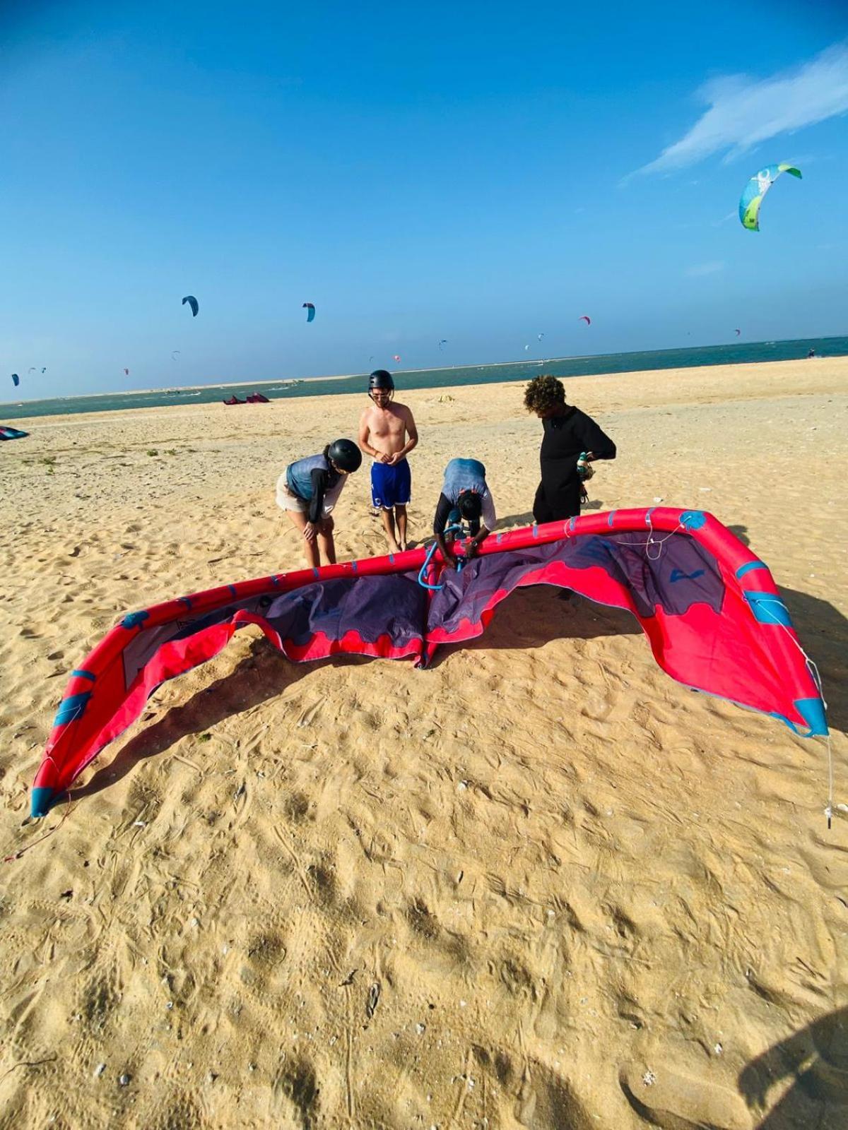 Blue Whale Resort&kite Surfing Kalpitiya