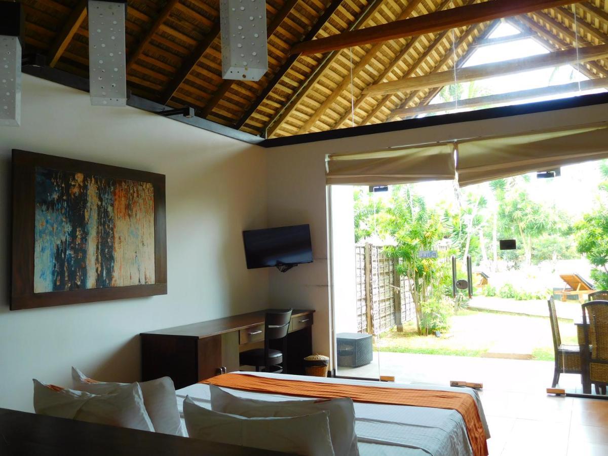 Blue Whale Resort&kite Surfing Kalpitiya